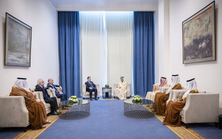 السوداني يبحث مع نائب رئيس الوزراء الإماراتي الأوضاع الاقليمية وإعادة إعمار غزة