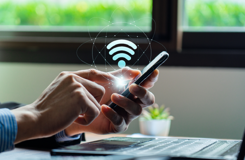 غوغل تصدر تحذيرا هاما بشأن شبكات "واي فاي" العامة