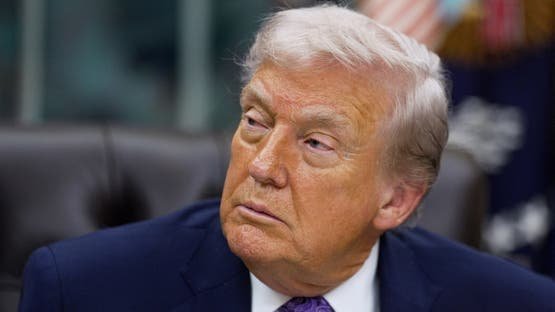 ترامب يوقف صفقة رقائق بعد مخاوف من سيطرة صينية على التكنولوجيا