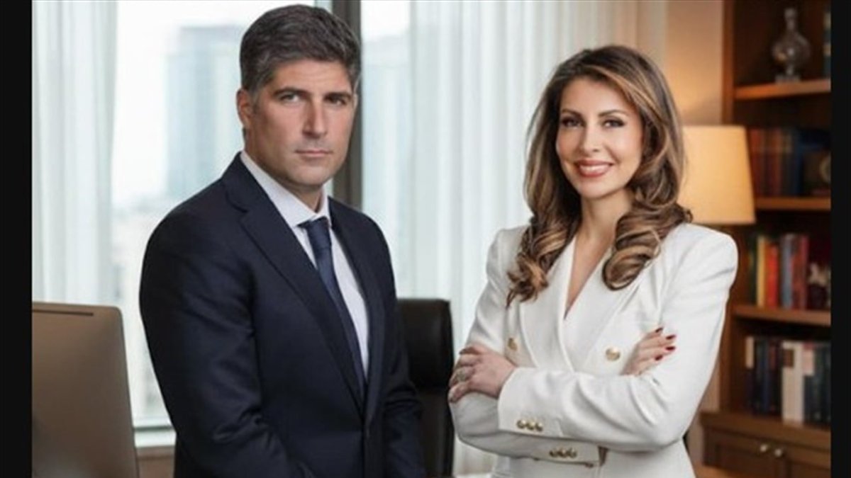 تقارير: المبعوثة الامريكية تنفصل عن زوجها وتدخل بعلاقة مع رجل اعمال لبناني